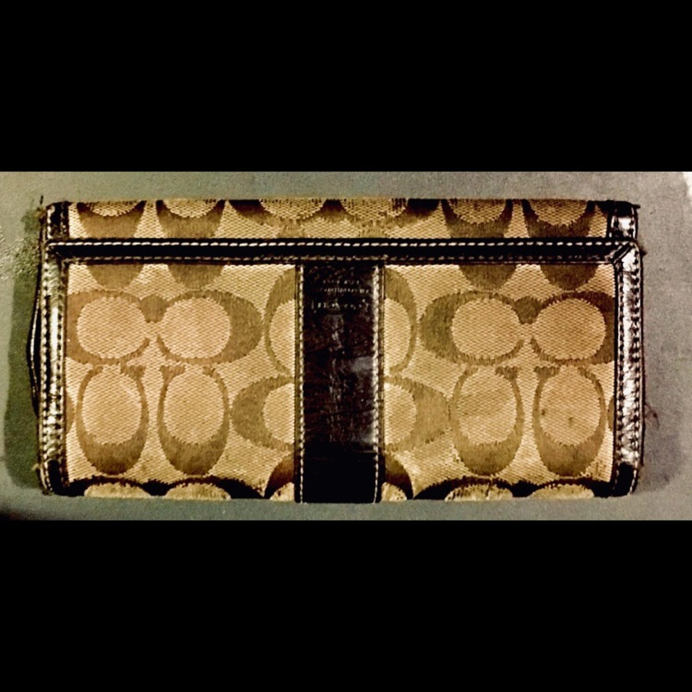 Coach Wallet - Picture 3 of 3